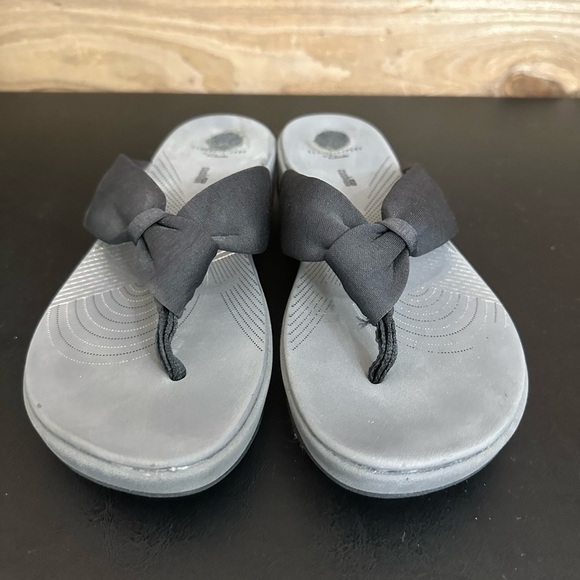 Clarks Cloudsteppers Women's Sandals Size 9 Arla Glison Flip Flop Black Fabric - Picture 5 of 9